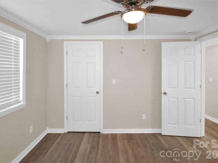 2823 JT Posse Drive, Claremont, NC 28610.  MLS# CAR4332202, YatesRealty ID 30350. 