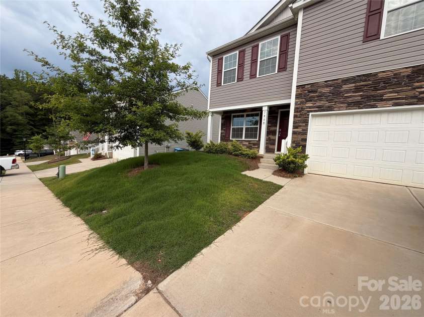7868 Whispering Stream Drive, Sherrills Ford, NC 28673.  MLS# CAR4380726, YatesRealty ID 30352. 