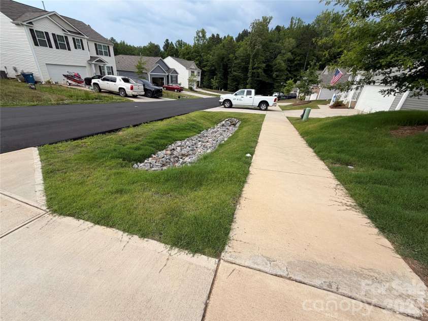 7868 Whispering Stream Drive, Sherrills Ford, NC 28673.  MLS# CAR4380726, YatesRealty ID 30352. 