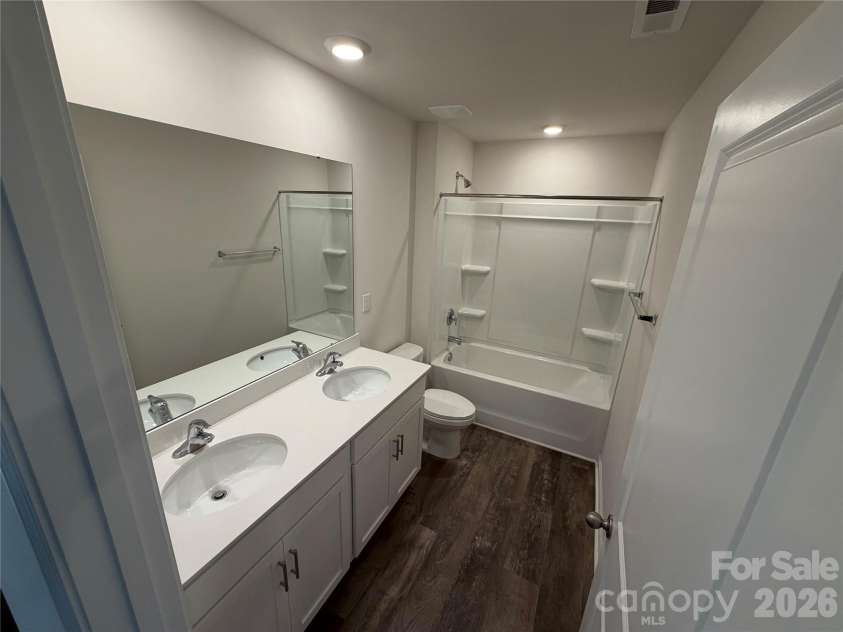 7868 Whispering Stream Drive, Sherrills Ford, NC 28673.  MLS# CAR4380726, YatesRealty ID 30352. 