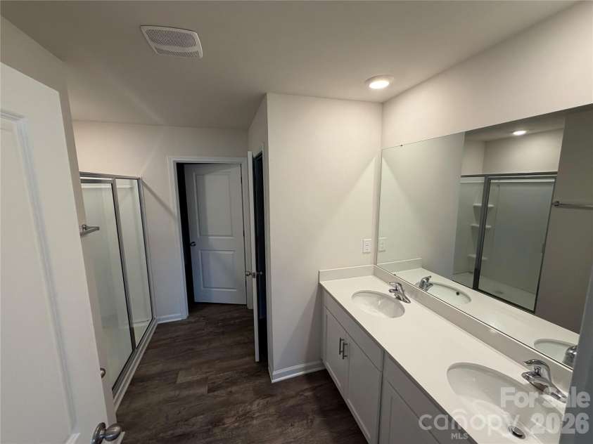 7868 Whispering Stream Drive, Sherrills Ford, NC 28673.  MLS# CAR4380726, YatesRealty ID 30352. Master bath, full bath and huge closet