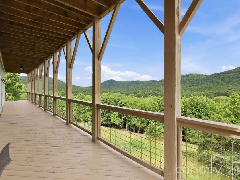 229 JD Trail, Candler, NC 28715.  MLS# CAR4388268, YatesRealty ID 30354. 