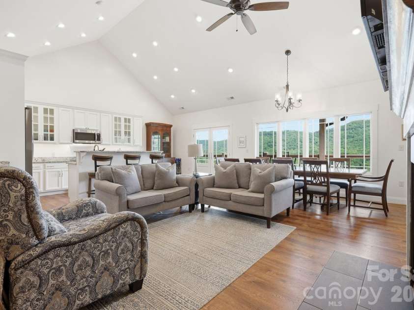 229 JD Trail, Candler, NC 28715.  MLS# CAR4388268, YatesRealty ID 30354. 