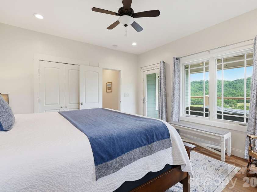 229 JD Trail, Candler, NC 28715.  MLS# CAR4388268, YatesRealty ID 30354. 