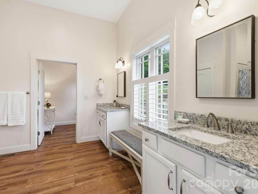 229 JD Trail, Candler, NC 28715.  MLS# CAR4388268, YatesRealty ID 30354. 