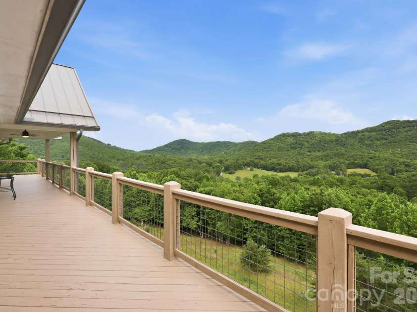 229 JD Trail, Candler, NC 28715.  MLS# CAR4388268, YatesRealty ID 30354. 