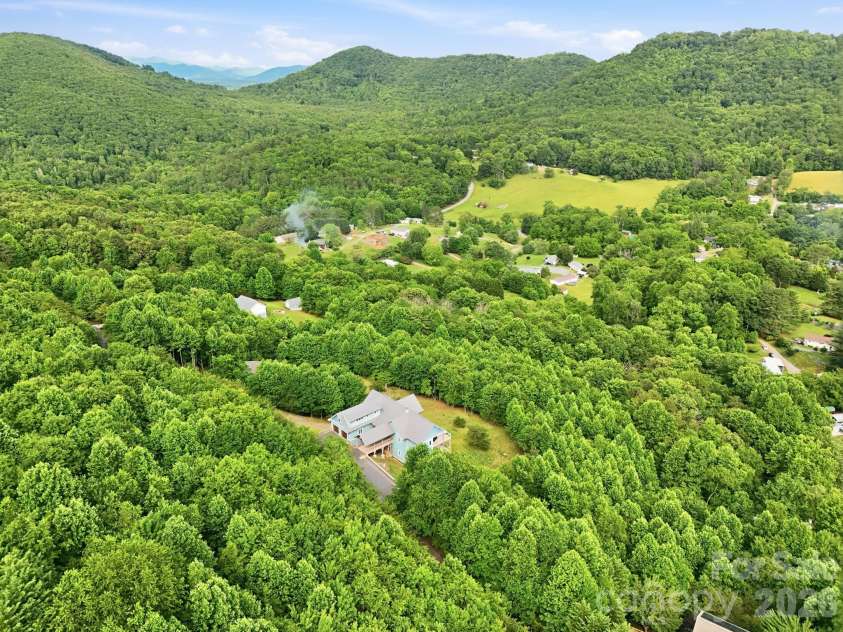 229 JD Trail, Candler, NC 28715.  MLS# CAR4388268, YatesRealty ID 30354. 