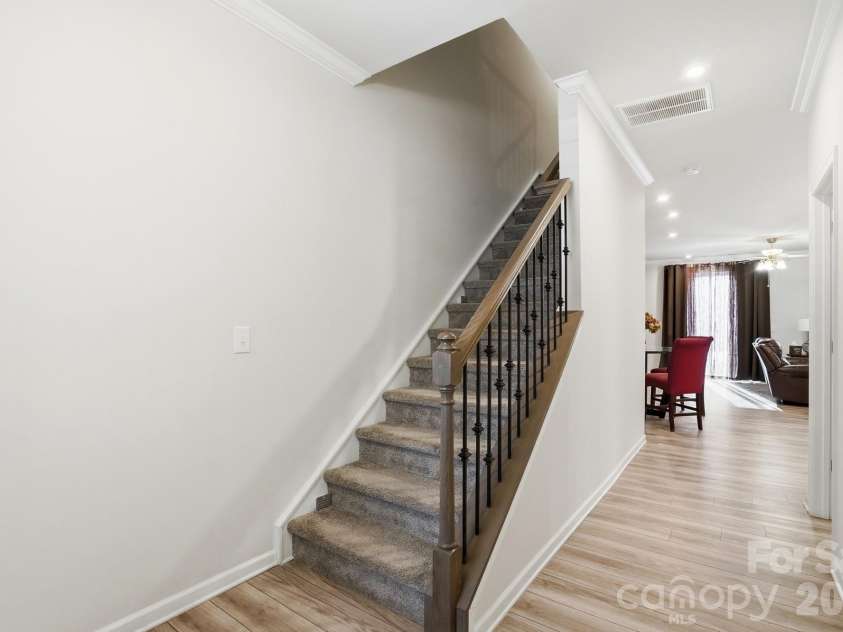 16038 Red Buckeye Lane, Huntersville, NC 28078.  MLS# CAR4335508, YatesRealty ID 30355. 