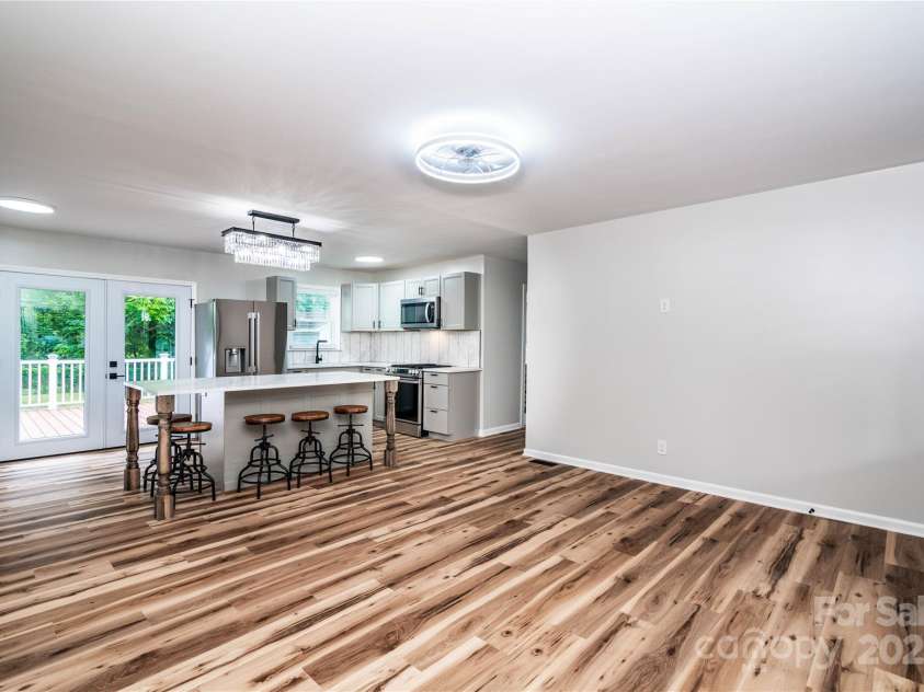 305 Linden Circle, Gastonia, NC 28054.  MLS# CAR4276624, YatesRealty ID 30355. Durable LVP flooring for a cohesive, modern feel