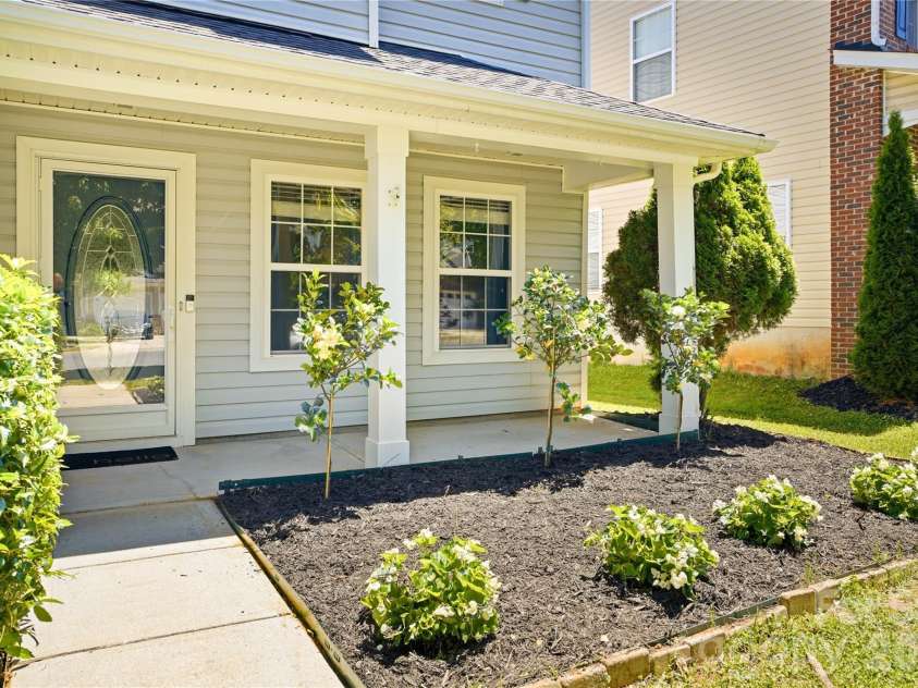 13310 Pontchatrain Avenue, Charlotte, NC 28273.  MLS# CAR4377198, YatesRealty ID 30358. 
