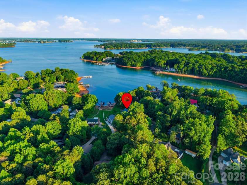 8188 Normandy Road, Denver, NC 28037.  MLS# CAR4383571, YatesRealty ID 30359. Easy access to the main channel