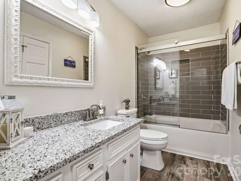 8188 Normandy Road, Denver, NC 28037.  MLS# CAR4383571, YatesRealty ID 30359. Full updated bath on main level