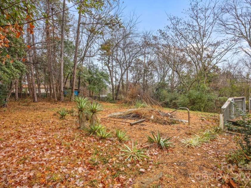 1158 Sunset Court, Conover, NC 28613.  MLS# CAR4328975, YatesRealty ID 3036. 