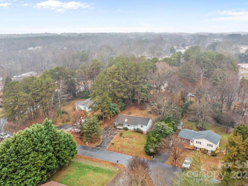 1158 Sunset Court, Conover, NC 28613.  MLS# CAR4328975, YatesRealty ID 3036. 