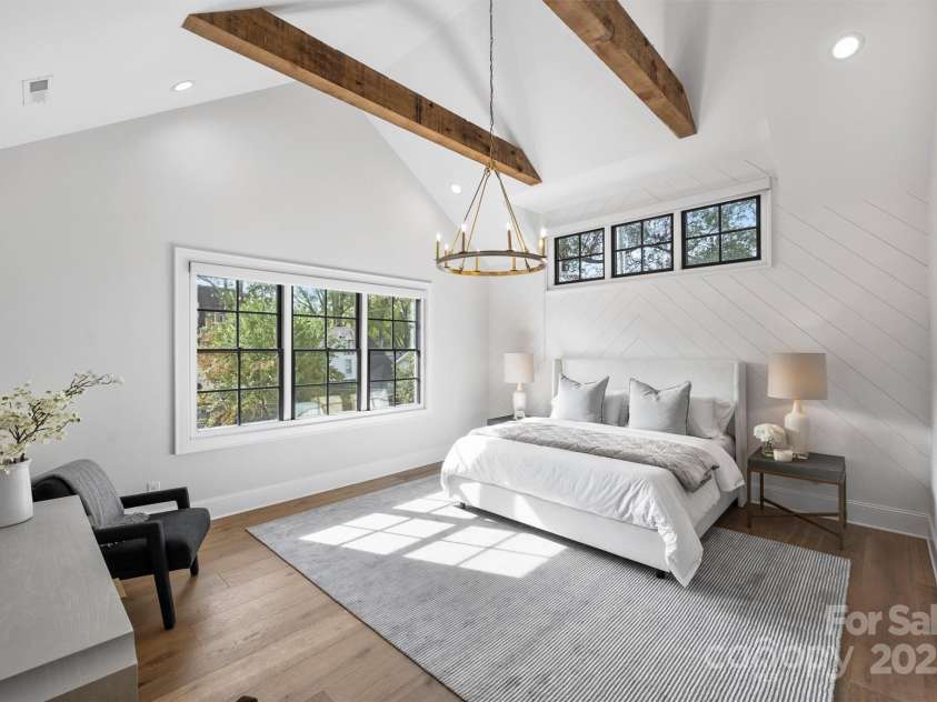 2714 Selwyn Avenue, Charlotte, NC 28209.  MLS# CAR4213773, YatesRealty ID 3036. 