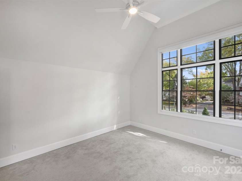 2714 Selwyn Avenue, Charlotte, NC 28209.  MLS# CAR4213773, YatesRealty ID 3036. 