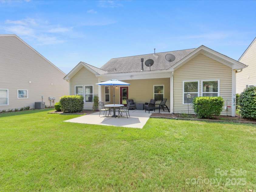 2513 Rosebud Court, Tega Cay, SC 29708.  MLS# CAR4284006, YatesRealty ID 30360. Backyard