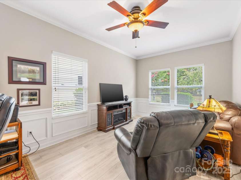 2513 Rosebud Court, Tega Cay, SC 29708.  MLS# CAR4284006, YatesRealty ID 30360. Den