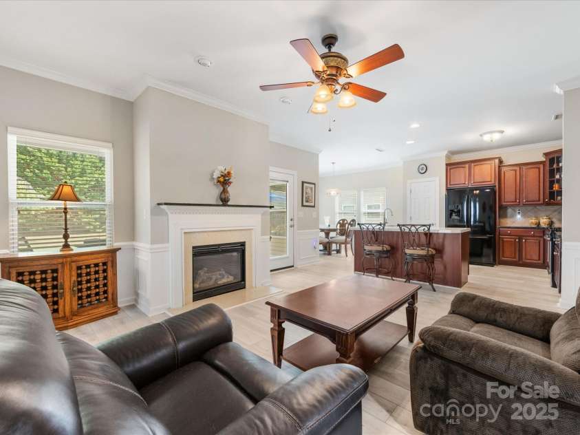 2513 Rosebud Court, Tega Cay, SC 29708.  MLS# CAR4284006, YatesRealty ID 30360. Great room