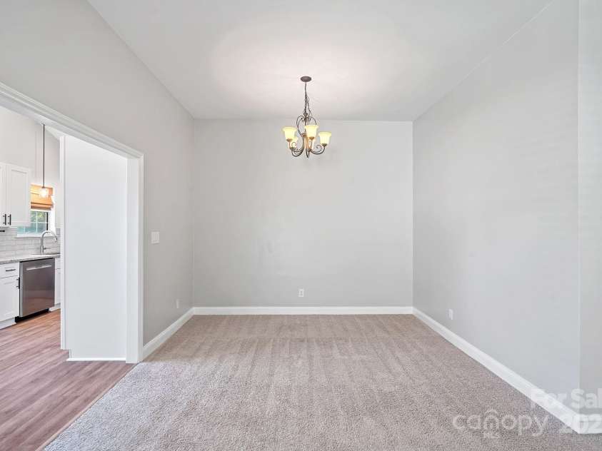 10415 Danesway Lane, Cornelius, NC 28031.  MLS# CAR4284118, YatesRealty ID 30361. 