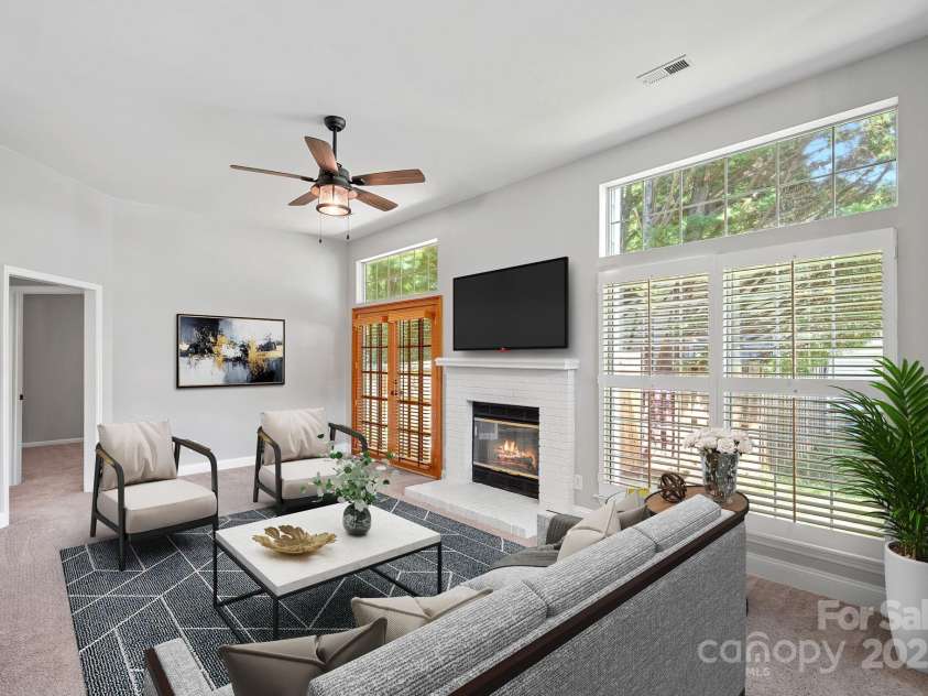 10415 Danesway Lane, Cornelius, NC 28031.  MLS# CAR4284118, YatesRealty ID 30361. Den