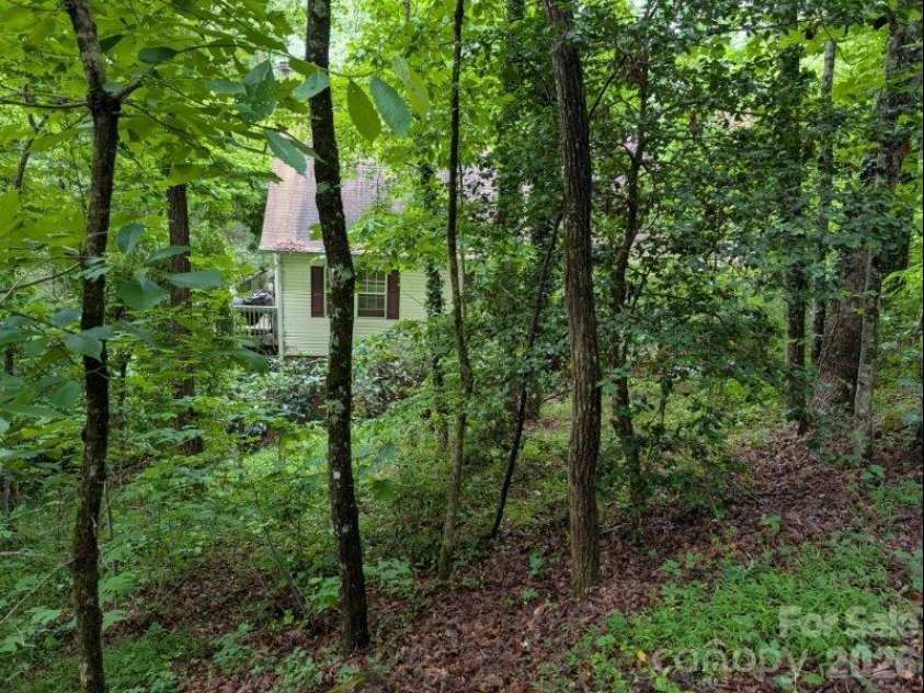 197 Dogwood Drive, Hayesville, NC 28904.  MLS# CAR4390310, YatesRealty ID 30361. 