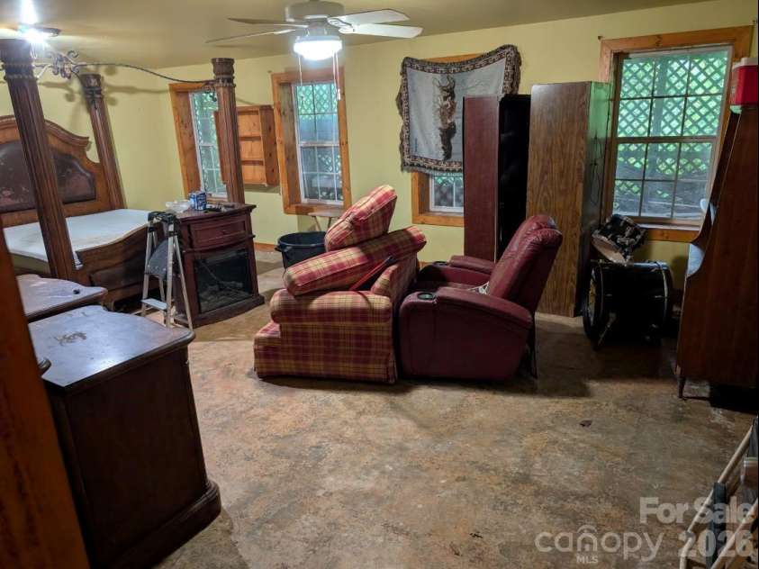 197 Dogwood Drive, Hayesville, NC 28904.  MLS# CAR4390310, YatesRealty ID 30361. 
