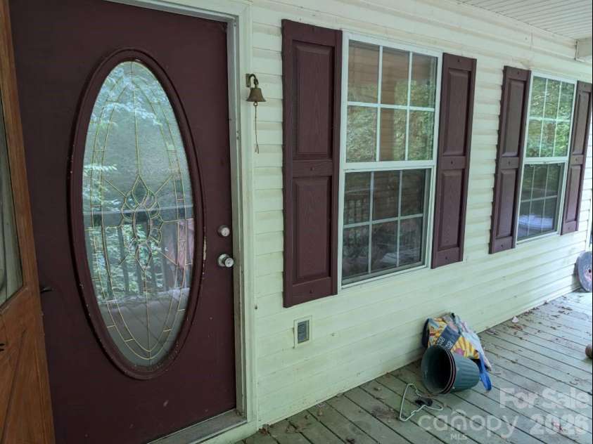 197 Dogwood Drive, Hayesville, NC 28904.  MLS# CAR4390310, YatesRealty ID 30361. 