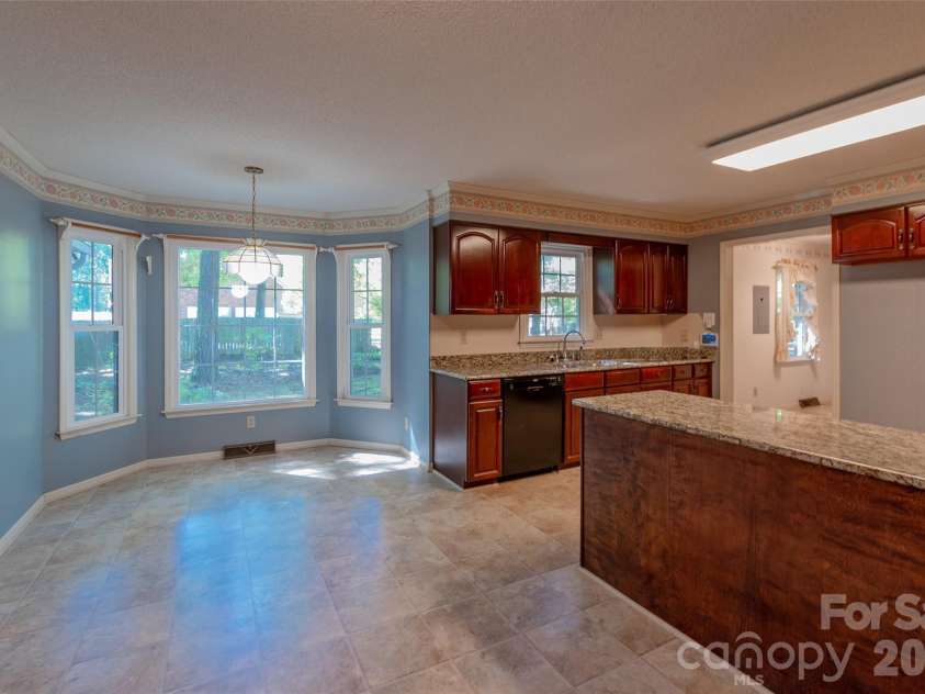 1171 Candlelight Drive, Rock Hill, SC 29732.  MLS# CAR4390230, YatesRealty ID 30362. 