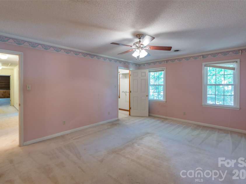 1171 Candlelight Drive, Rock Hill, SC 29732.  MLS# CAR4390230, YatesRealty ID 30362. 