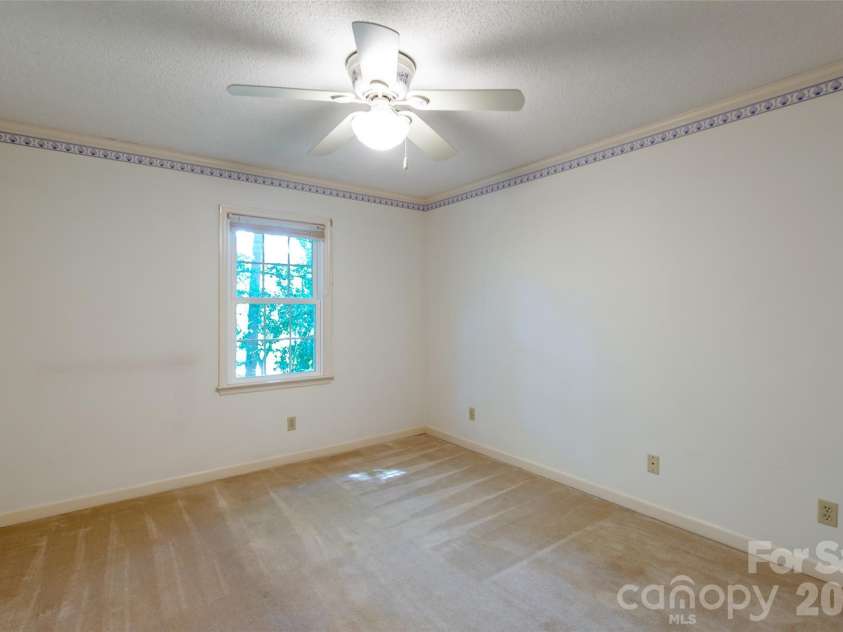 1171 Candlelight Drive, Rock Hill, SC 29732.  MLS# CAR4390230, YatesRealty ID 30362. 