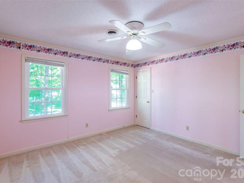 1171 Candlelight Drive, Rock Hill, SC 29732.  MLS# CAR4390230, YatesRealty ID 30362. 
