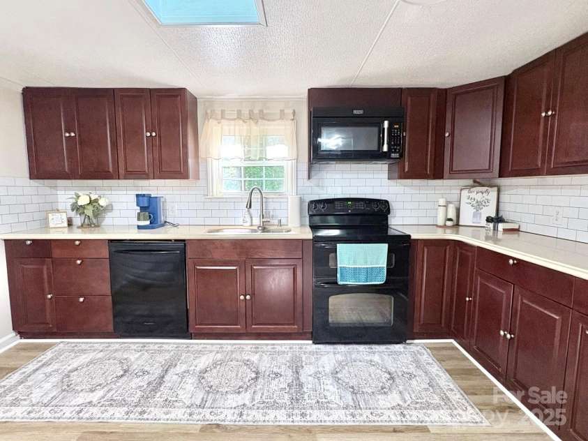 15900 Hubbard Road, Huntersville, NC 28078.  MLS# CAR4288214, YatesRealty ID 30362. 