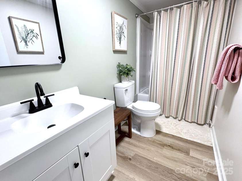 15900 Hubbard Road, Huntersville, NC 28078.  MLS# CAR4288214, YatesRealty ID 30362. 
