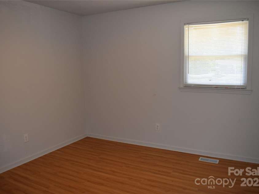 111 Mary Ann Road, Grover, NC 28073.  MLS# CAR4286707, YatesRealty ID 30363. 