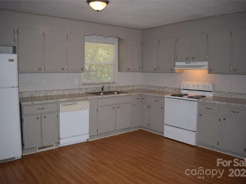 111 Mary Ann Road, Grover, NC 28073.  MLS# CAR4286707, YatesRealty ID 30363. 