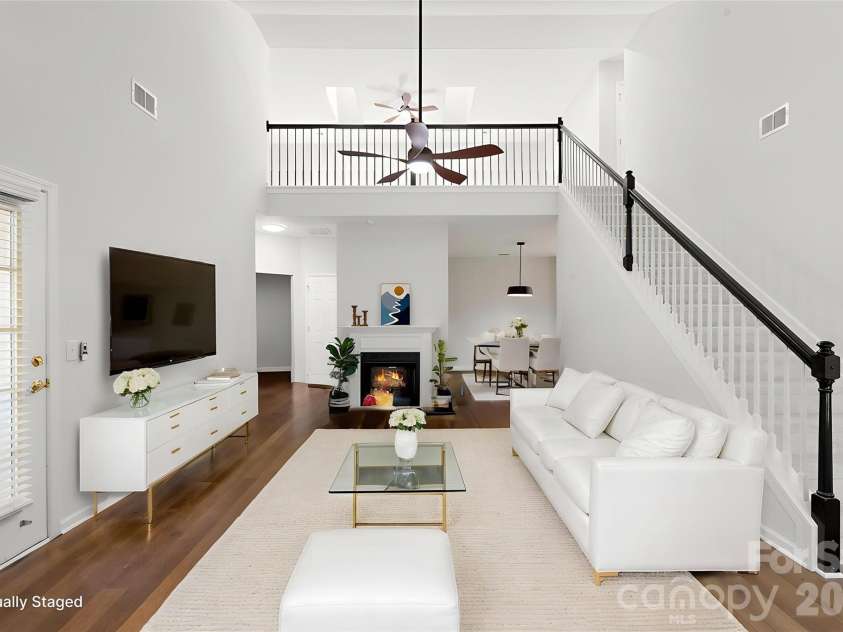 11719 Silverado Lane, Charlotte, NC 28277.  MLS# CAR4379939, YatesRealty ID 30363. 