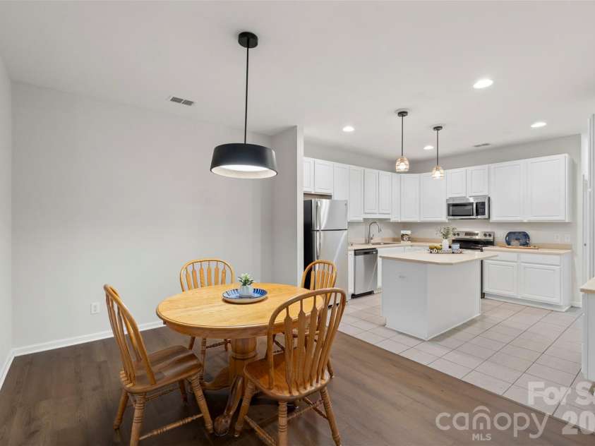 11719 Silverado Lane, Charlotte, NC 28277.  MLS# CAR4379939, YatesRealty ID 30363. 