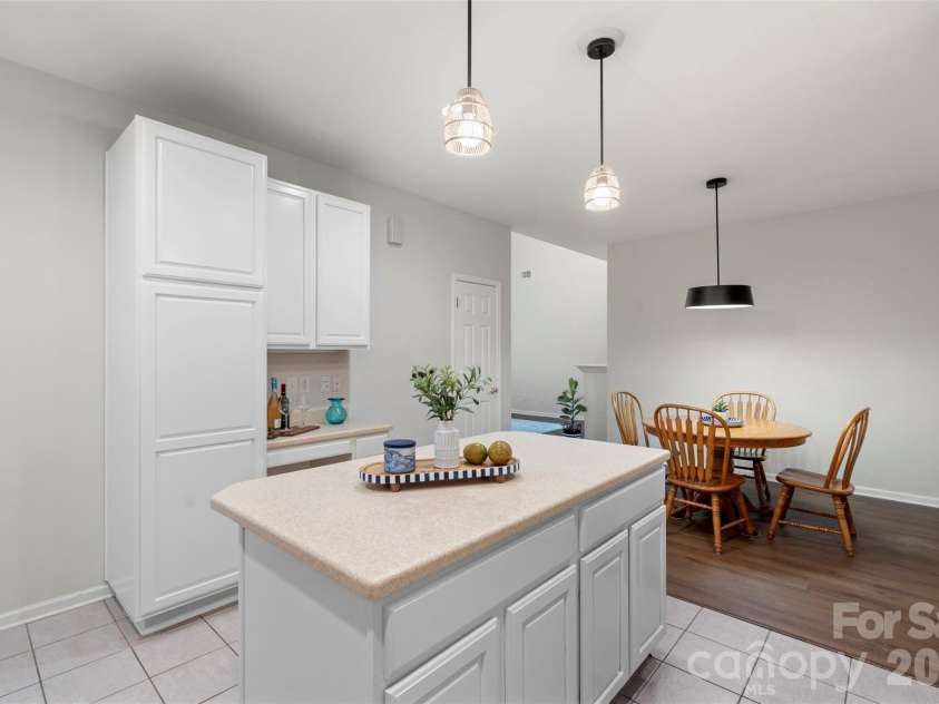 11719 Silverado Lane, Charlotte, NC 28277.  MLS# CAR4379939, YatesRealty ID 30363. 