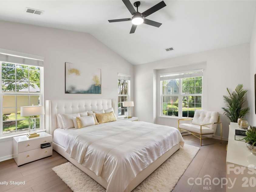 11719 Silverado Lane, Charlotte, NC 28277.  MLS# CAR4379939, YatesRealty ID 30363. 