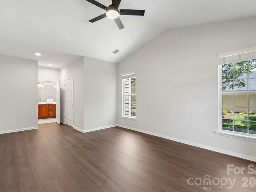 11719 Silverado Lane, Charlotte, NC 28277.  MLS# CAR4379939, YatesRealty ID 30363. 