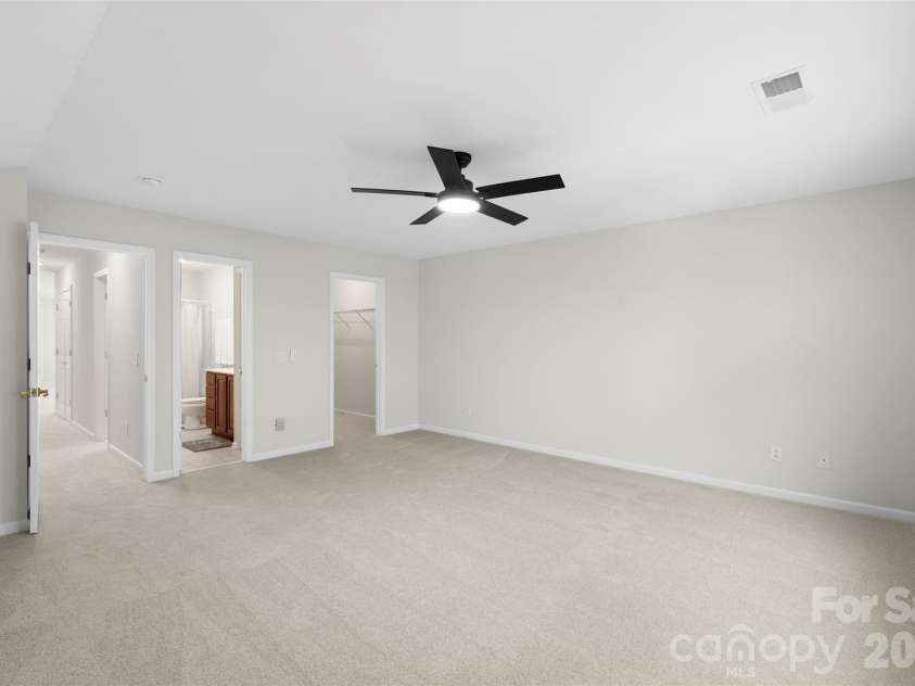 11719 Silverado Lane, Charlotte, NC 28277.  MLS# CAR4379939, YatesRealty ID 30363. 