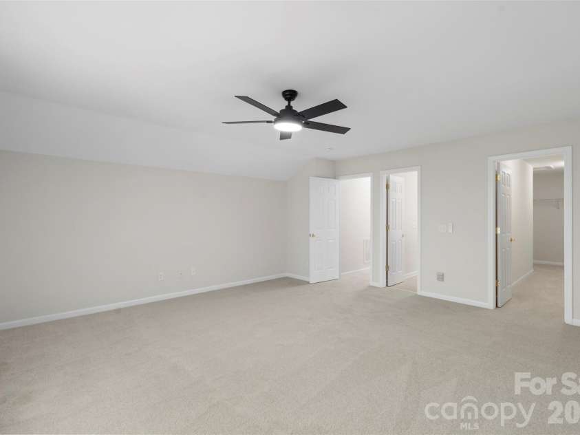 11719 Silverado Lane, Charlotte, NC 28277.  MLS# CAR4379939, YatesRealty ID 30363. 