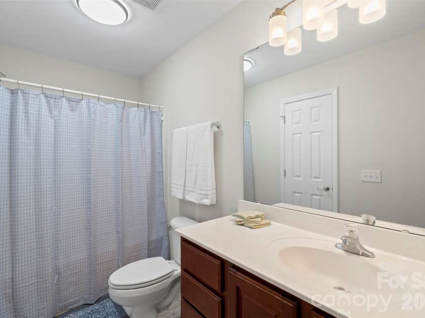11719 Silverado Lane, Charlotte, NC 28277.  MLS# CAR4379939, YatesRealty ID 30363. 