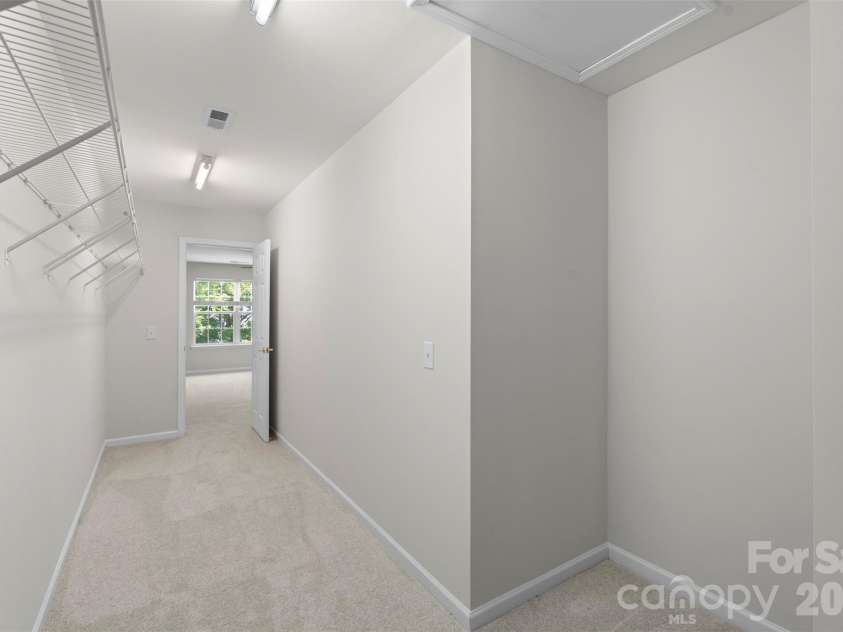 11719 Silverado Lane, Charlotte, NC 28277.  MLS# CAR4379939, YatesRealty ID 30363. 