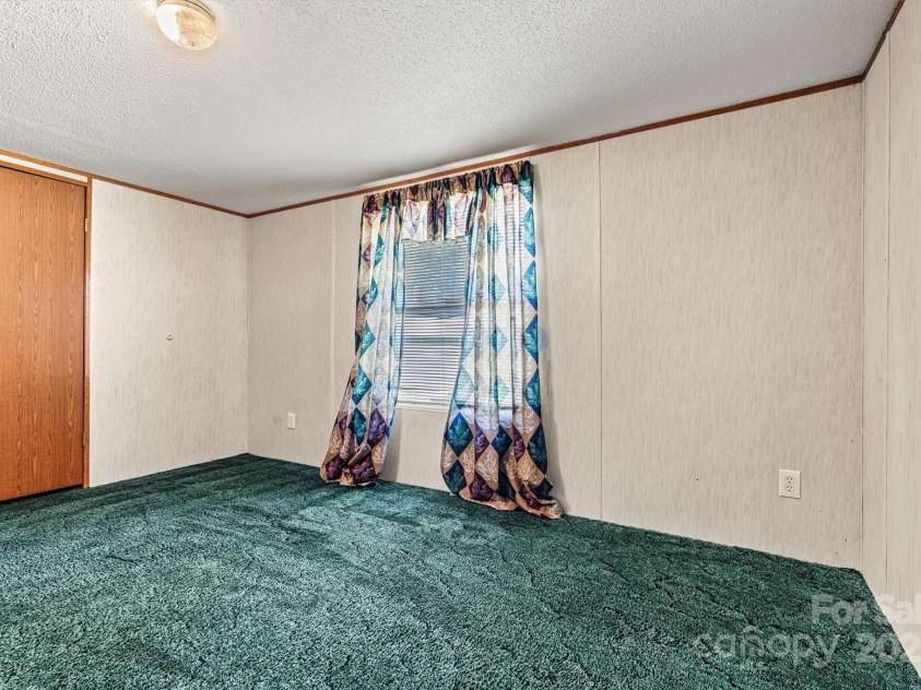 2800 Brushwood Circle, Newton, NC 28658.  MLS# CAR4288280, YatesRealty ID 30364. Third Bedroom/Window View