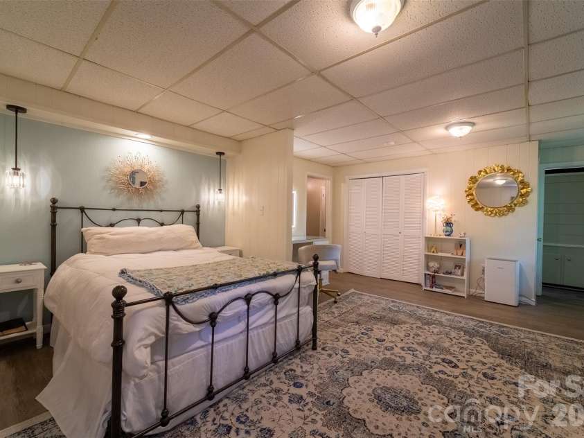 77 Oakwood Lane, Sylva, NC 28779.  MLS# CAR4376555, YatesRealty ID 30364. 