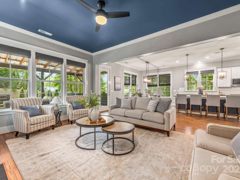 1620 Arnold Drive, Charlotte, NC 28205.  MLS# CAR4261457, YatesRealty ID 30365. 