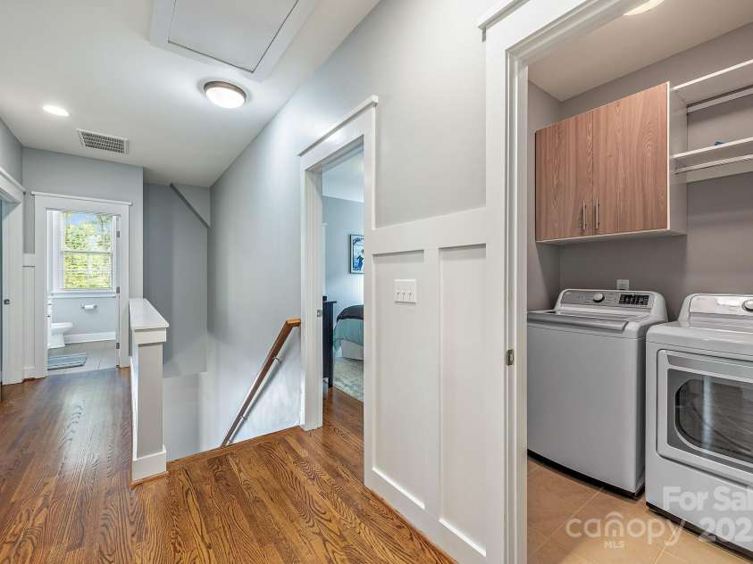 1620 Arnold Drive, Charlotte, NC 28205.  MLS# CAR4261457, YatesRealty ID 30365. 