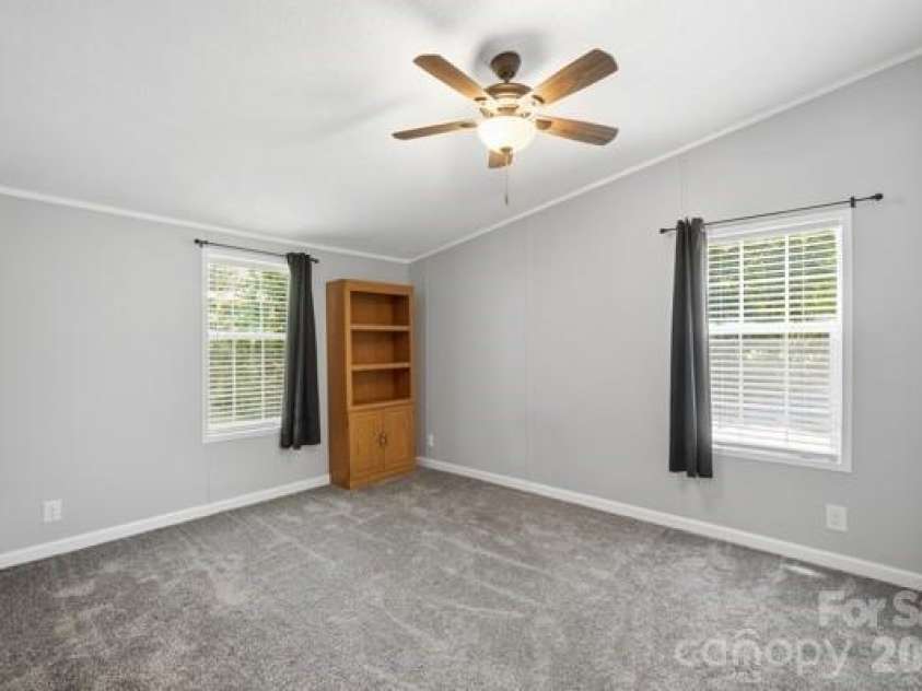 864 Stowe Lane, Gastonia, NC 28056.  MLS# CAR4385631, YatesRealty ID 30365. 3rd bedroom